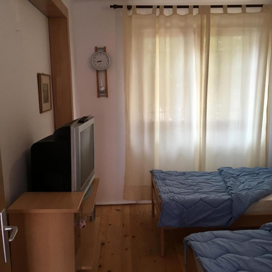 Feel Like Home Guest House Сараєво Екстер'єр фото